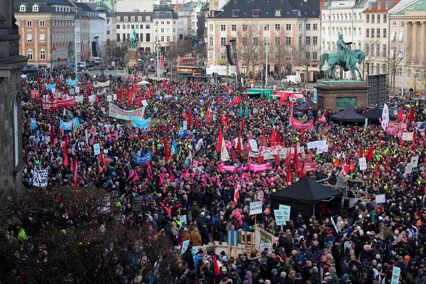 thousands-of-danes-protest-cancelling-of-public-holiday