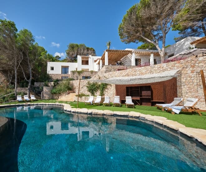this-mallorca-beach-house-should-be-your-next-holiday-abode